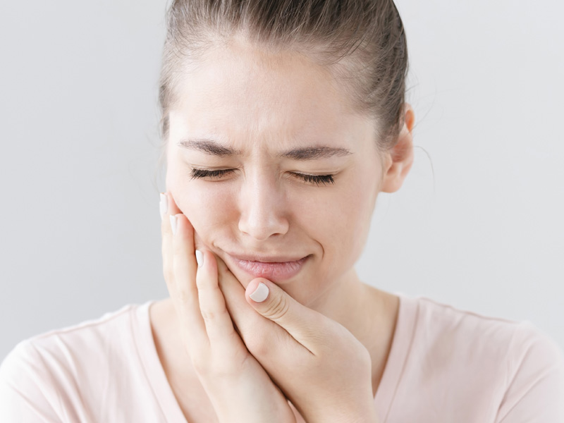 đau răng nên làm gì