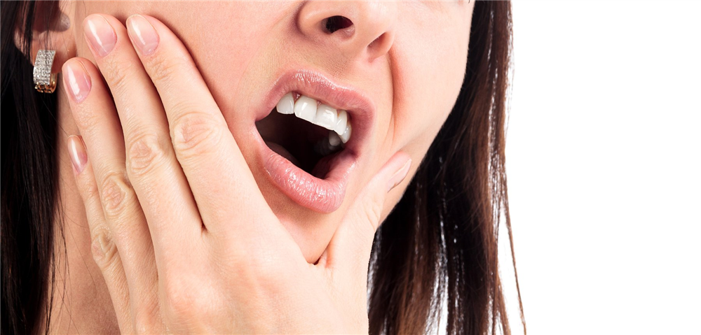Tụt lợi chân răng khó chữa nhưng dễ phòng ngừa