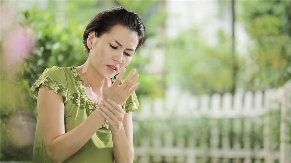 Điều trị triệt để viêm đa khớp dạng thấp bằng bài thuốc xương khớp Đông y thế hệ 2, hiệu quả vượt trội