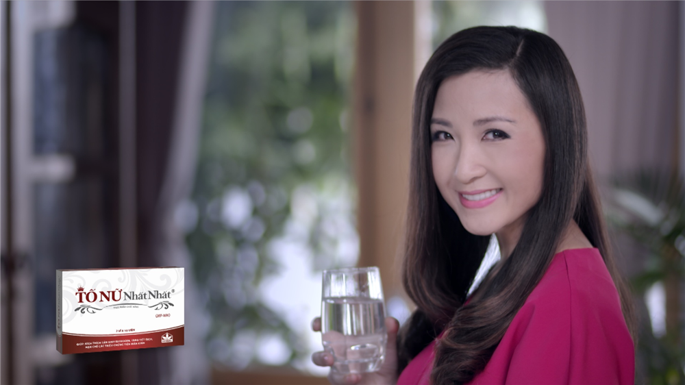 Diễn viên Khánh Huyền: Trẻ trung, tươi tắn, ấm áp, tự tin với bài Tố Nữ Đông y thế hệ 2