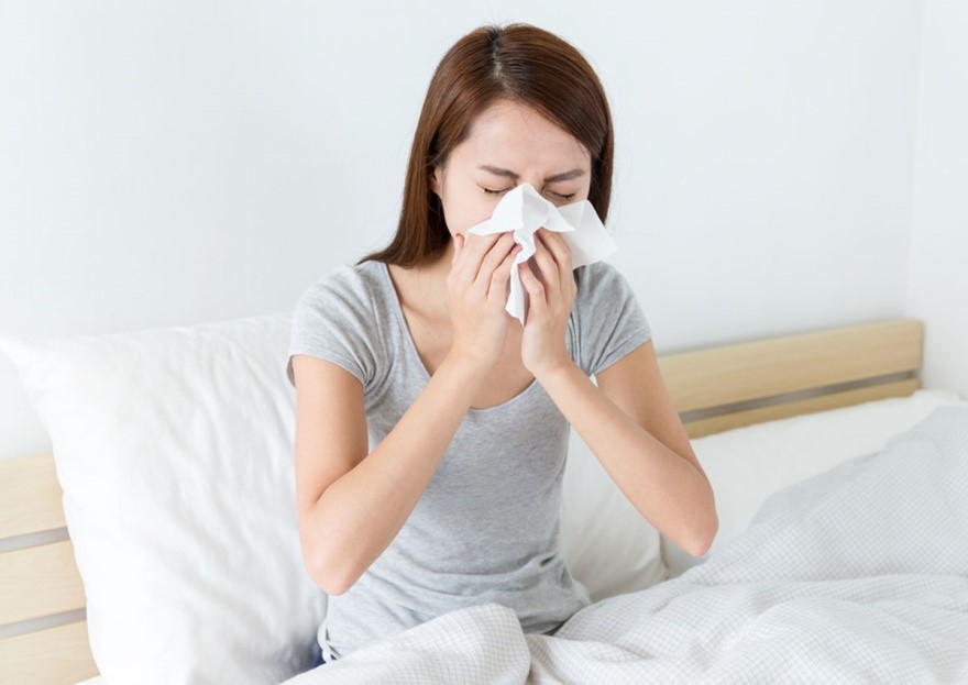 hay bị chảy nước mũi