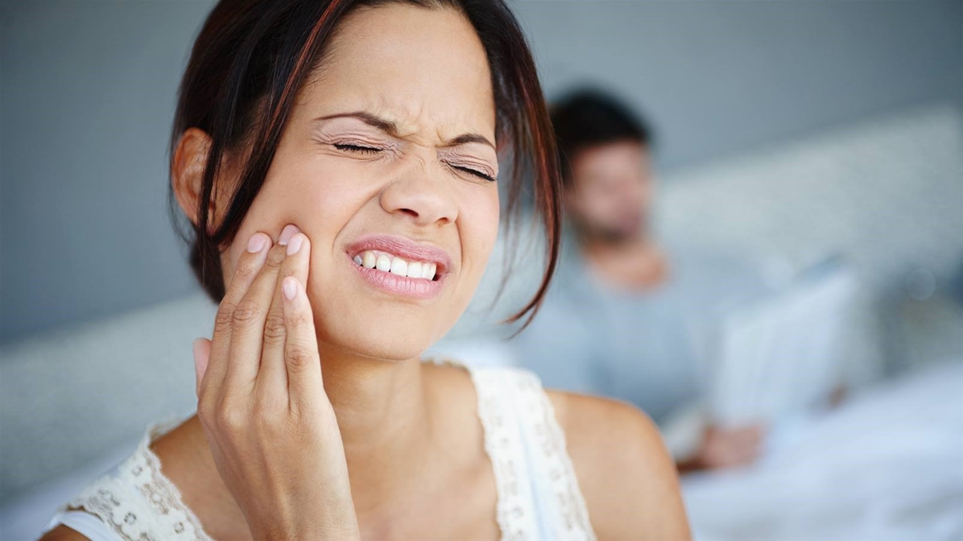 Tình trạng kích thích trong xoang có thể dẫn đến đau nhức ở má