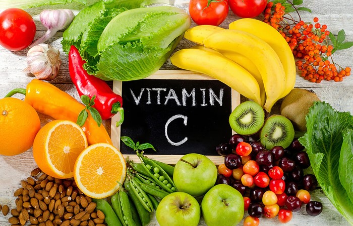 Bổ sung nhiều vitamin C giúp trẻ phòng tránh cảm sốt mùa hè