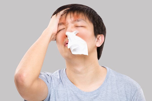 Dung dịch xịt Mũi Xoang dành cho người bị viêm mũi, viêm xoang