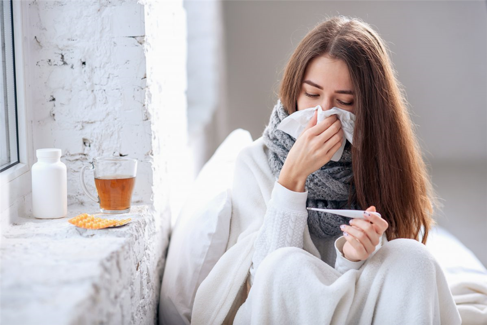 Những lưu ý đặc biệt khi chăm sóc người bị sốt cảm lạnh 
