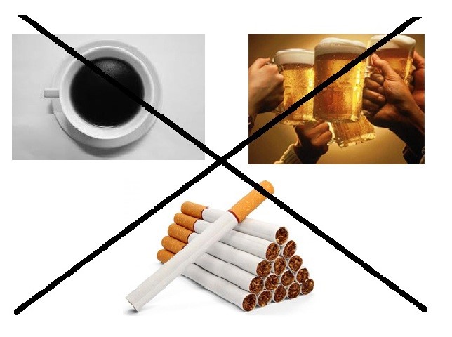 Thuốc lá, rượu bia có tác động tiêu cực lên sức khỏe xương khớp của bạn.
