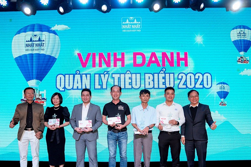 Tiệc Tất Niên Nhất Nhất 2021