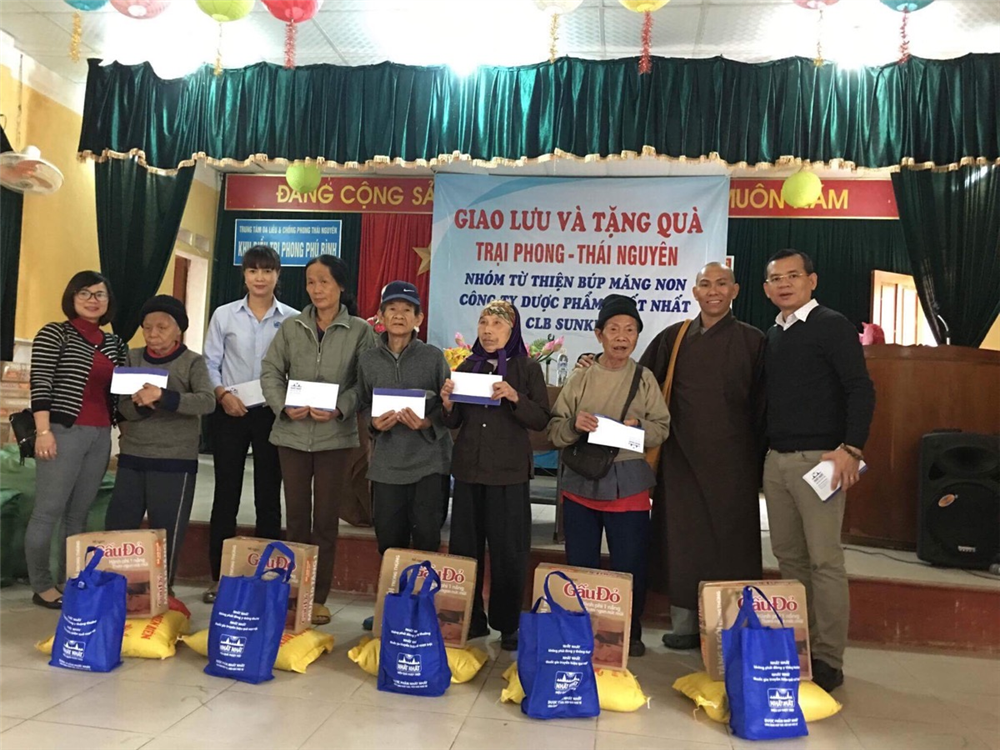 CÔNG TY DƯỢC PHẨM NHẤT NHẤT THĂM VÀ TẶNG QUÀ TẠI TRẠI PHONG PHÚ BÌNH – THÁI NGUYÊN