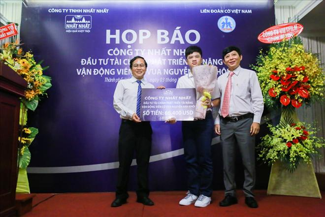 NHẤT NHẤT ĐẦU TƯ TIỀN TỶ PHÁT TRIỂN TÀI NĂNG