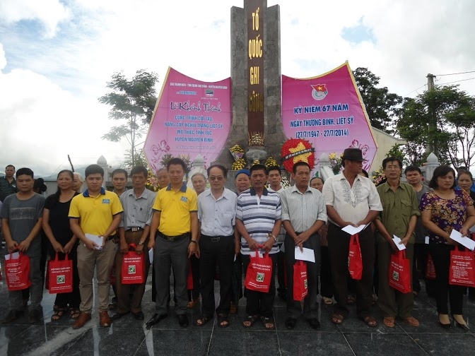 Chương trình tăng quà 70 gia đình chính sách 27/7